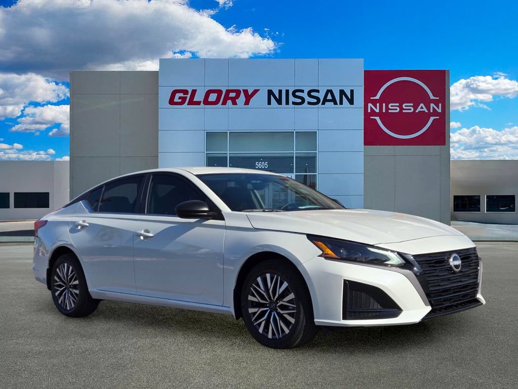 New 2026 Nissan Altima 2.5 SV AWD/4WD image 2