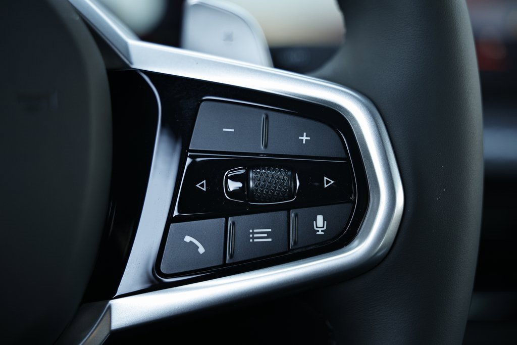 New 2026 BMW 330i Sedan w/ M Sport Package image 35