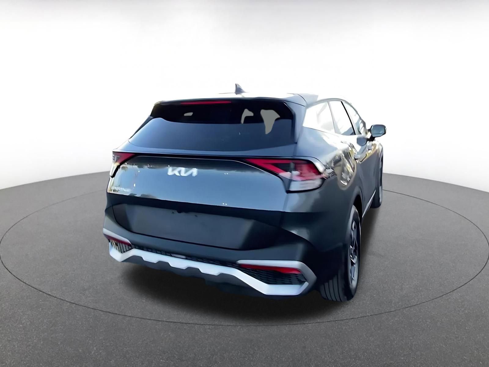 Used 2025 Kia Sportage LX image 14