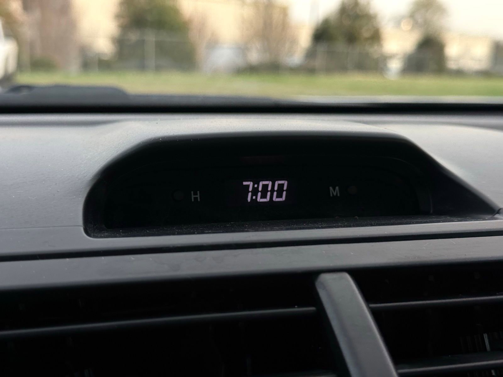 Used 2013 Toyota Camry XLE w/ Convenience Pkg image 28