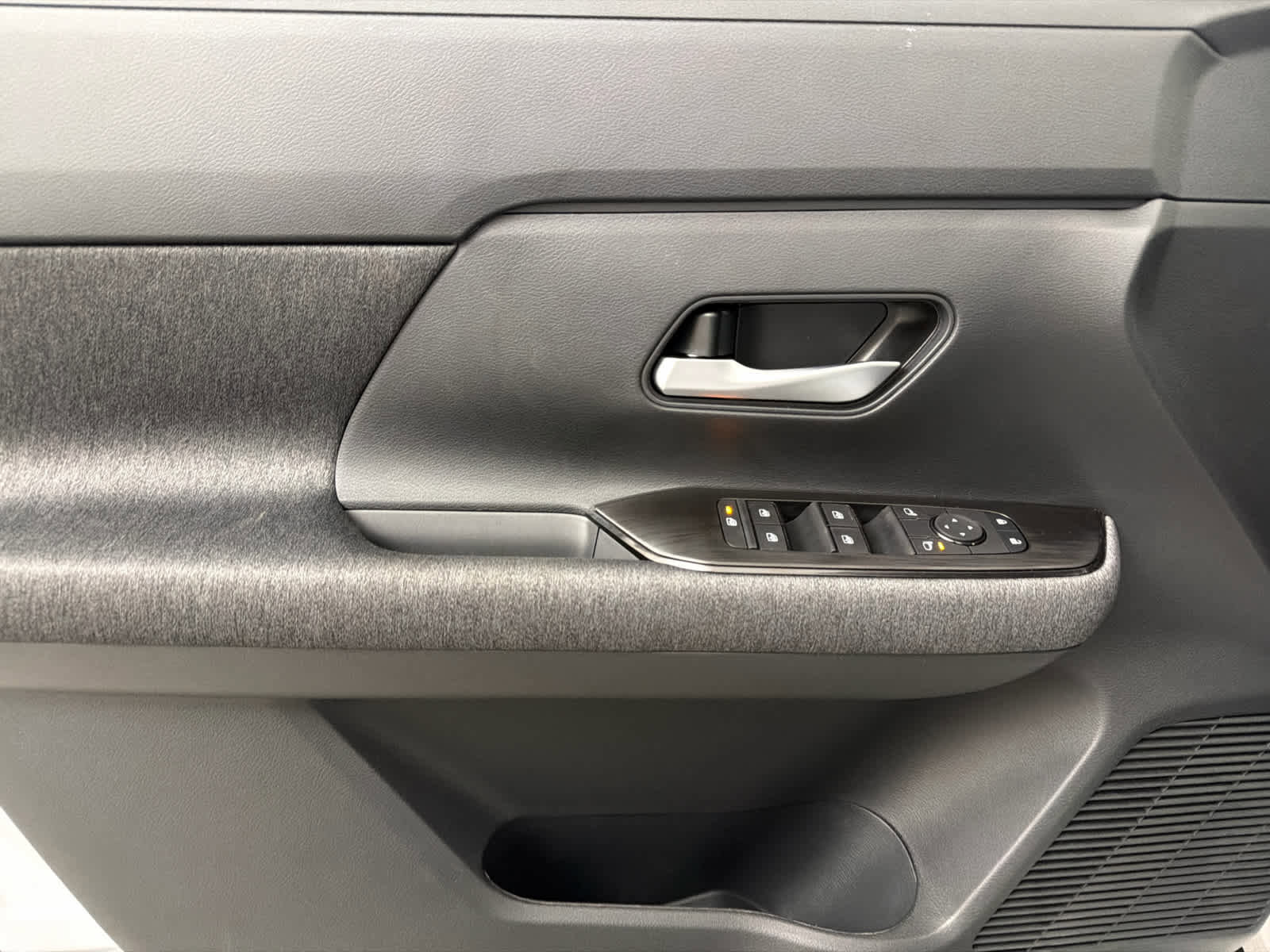 New 2026 Nissan Kicks SV image 22