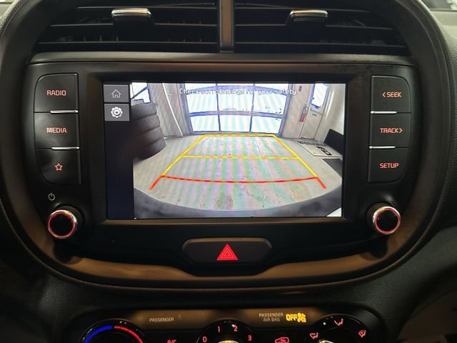 Used 2022 Kia Soul LX w/ Technology Package image 14