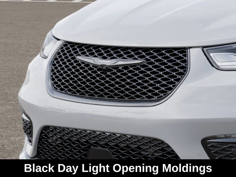 New 2026 Chrysler Pacifica Limited w/ S Appearance Package image 12