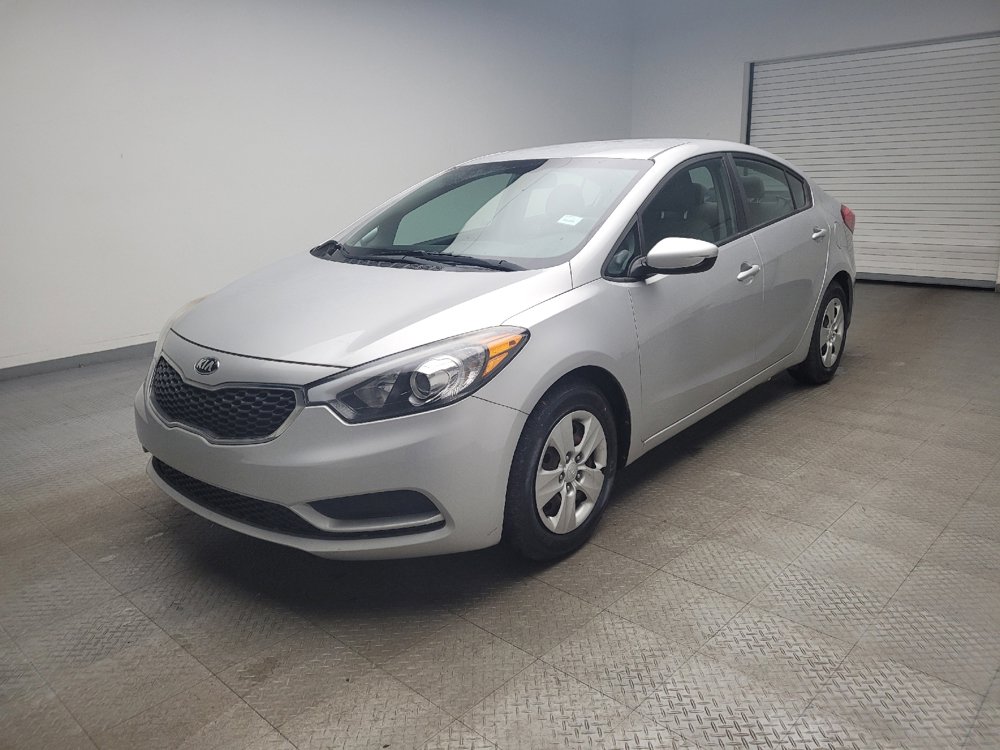 Used 2016 Kia Forte LX image 2