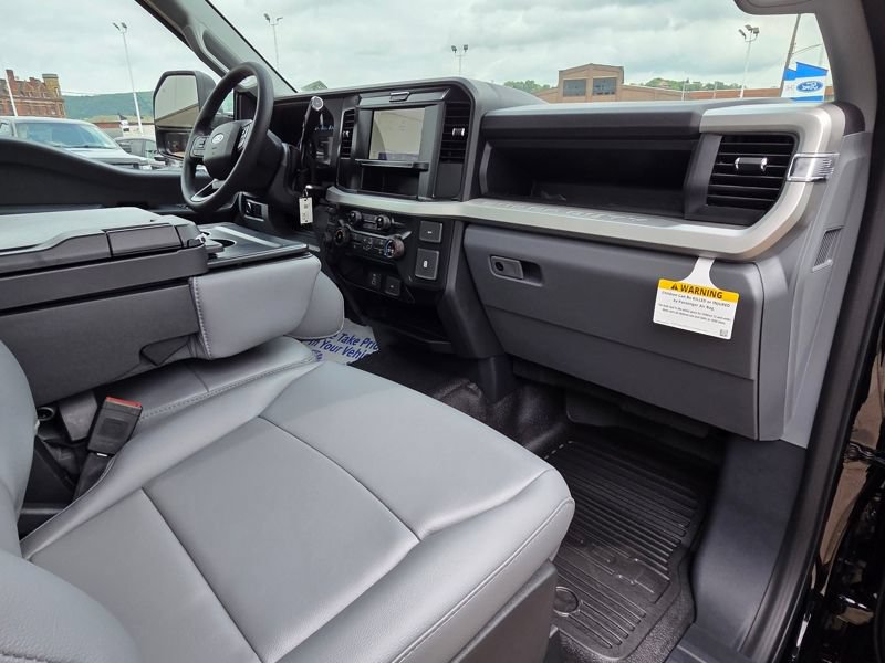 New 2026 Ford F250 XL w/ XL Driver Assist Package AWD/4WD image 16