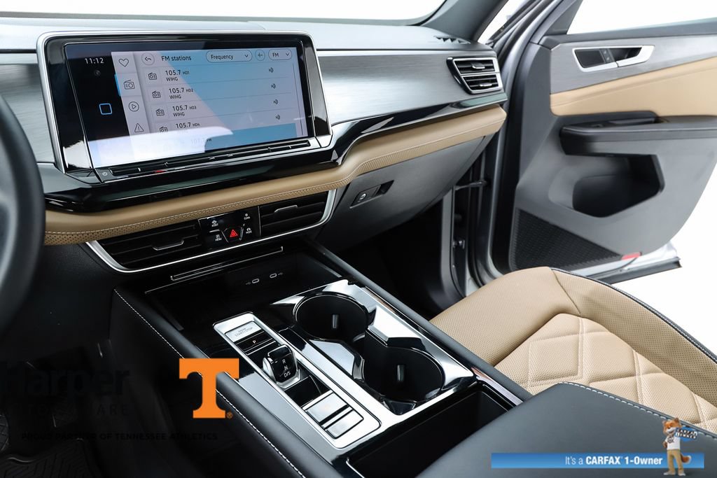 Used 2025 Volkswagen Atlas Cross Sport SE w/ Panoramic Sunroof Package AWD/4WD image 23