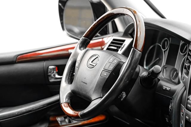 Used 2014 Lexus LX 570 4WD image 18