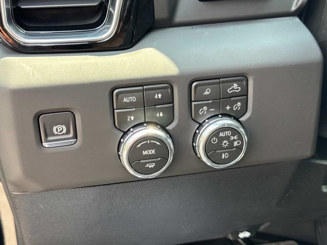 New 2026 GMC Sierra 3500 Denali w/ Denali Reserve Package AWD/4WD image 27