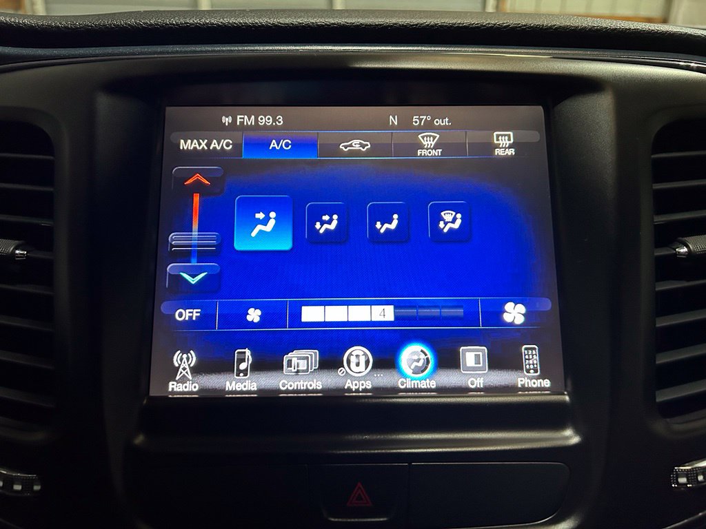 Used 2016 Chrysler 200 S FWD image 25