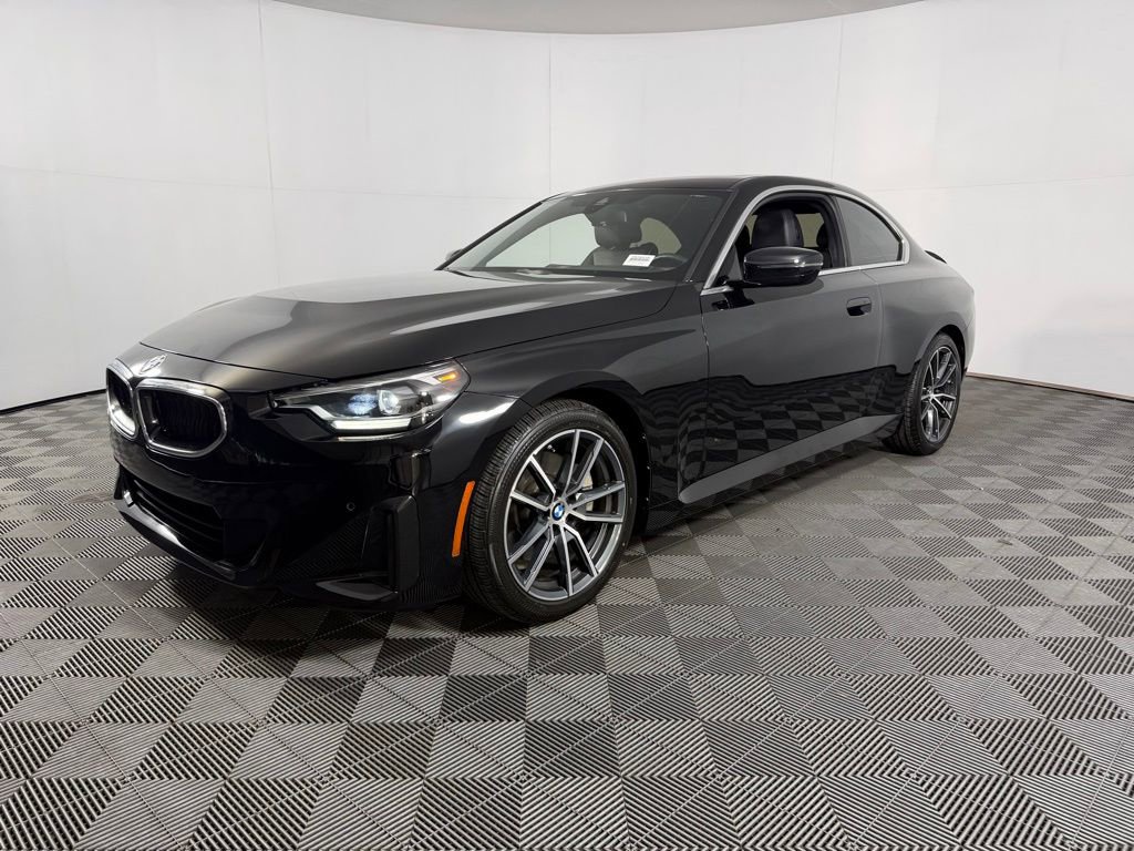 Used 2023 BMW 230i Coupe w/ Convenience Package image 2