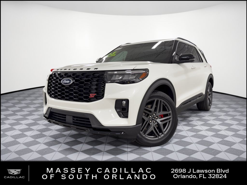 Used 2025 Ford Explorer ST AWD/4WD image 1