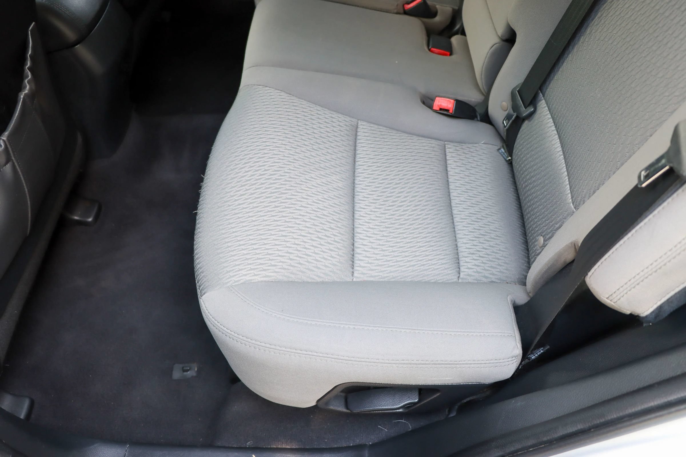 Used 2017 Hyundai Santa Fe Sport FWD image 17