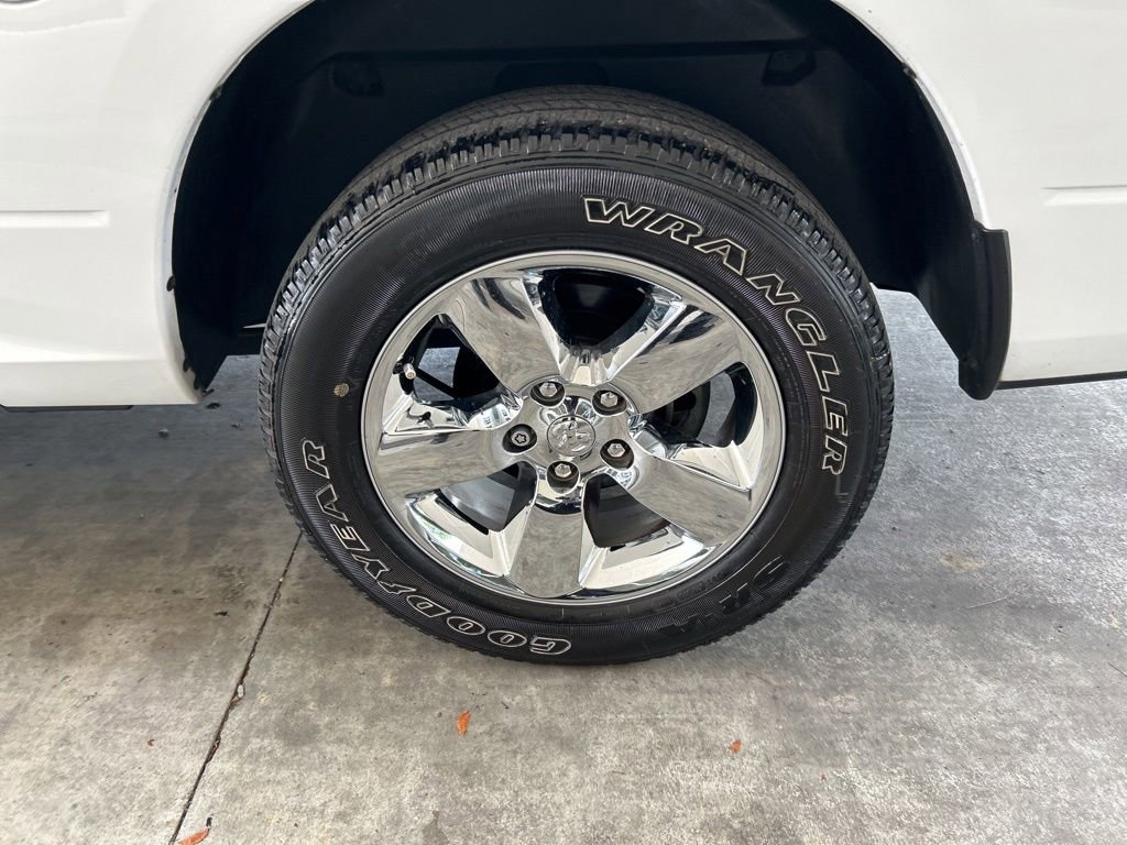 Used 2019 RAM 1500 Big Horn RWD image 16
