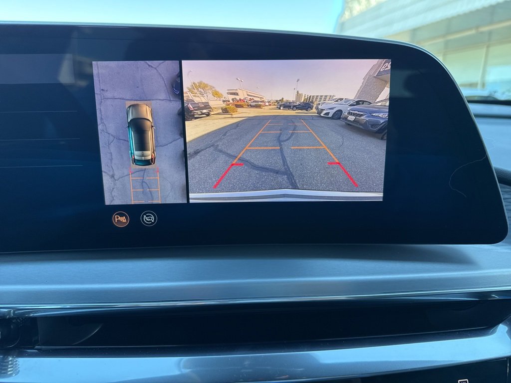 Used 2024 Cadillac Lyriq Luxury w/ LPO, Floor Liner Package image 19