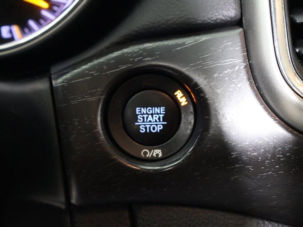 Used 2017 Jeep Grand Cherokee Altitude image 40