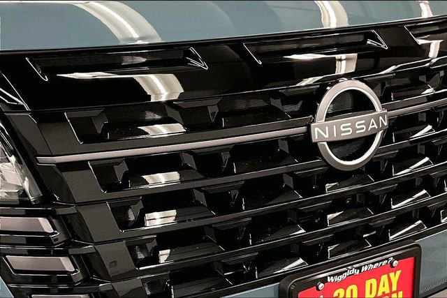 New 2026 Nissan Pathfinder Platinum image 15