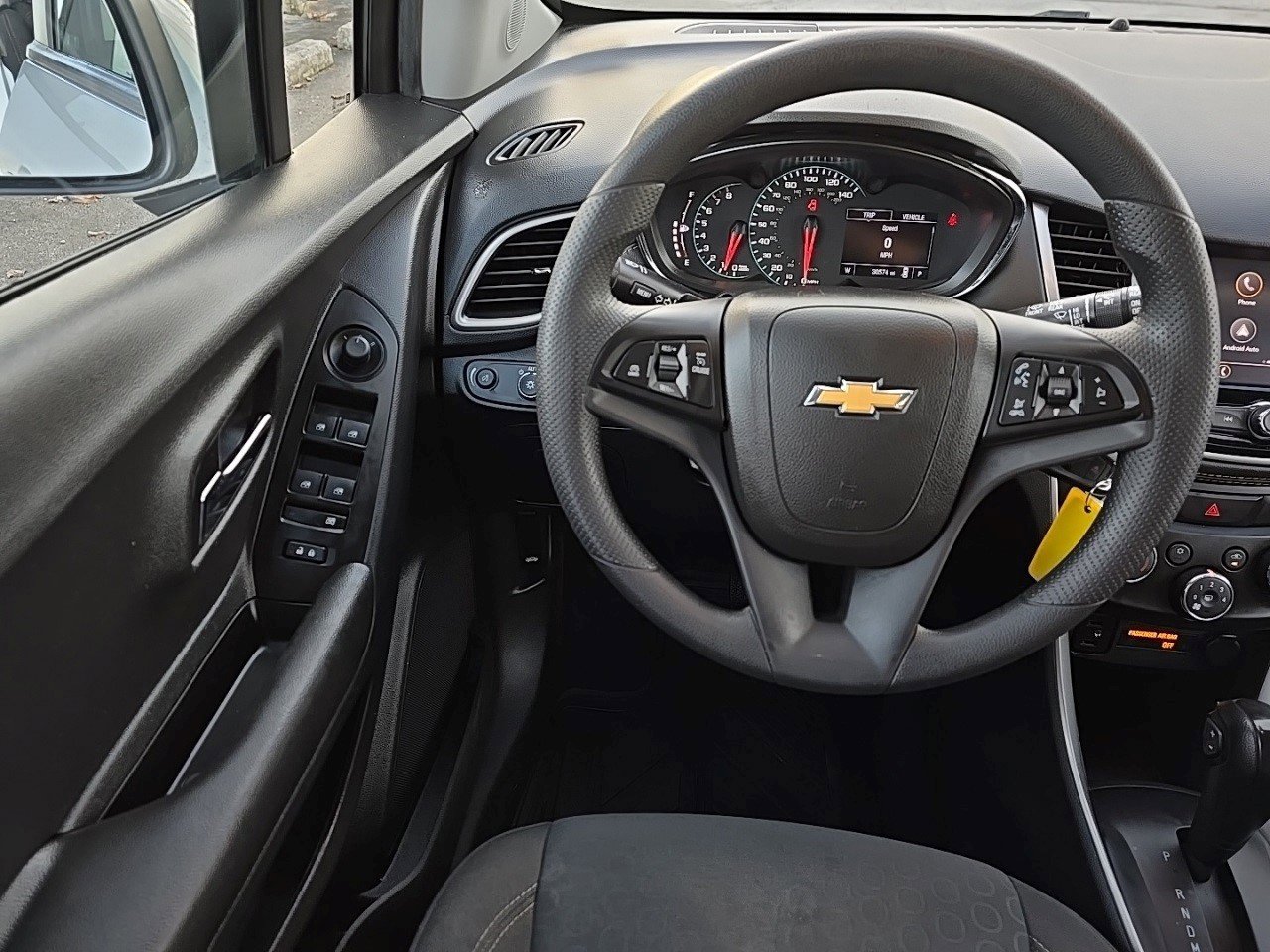 Certified 2021 Chevrolet Trax LS w/ Tint and Cruise Package image 27