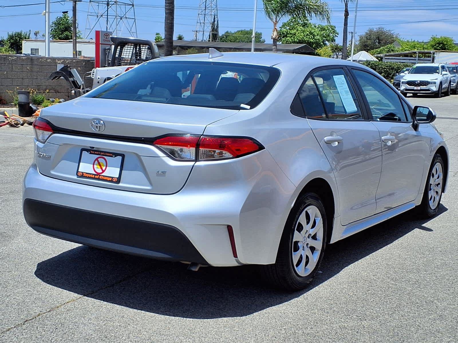Used 2024 Toyota Corolla LE FWD image 6