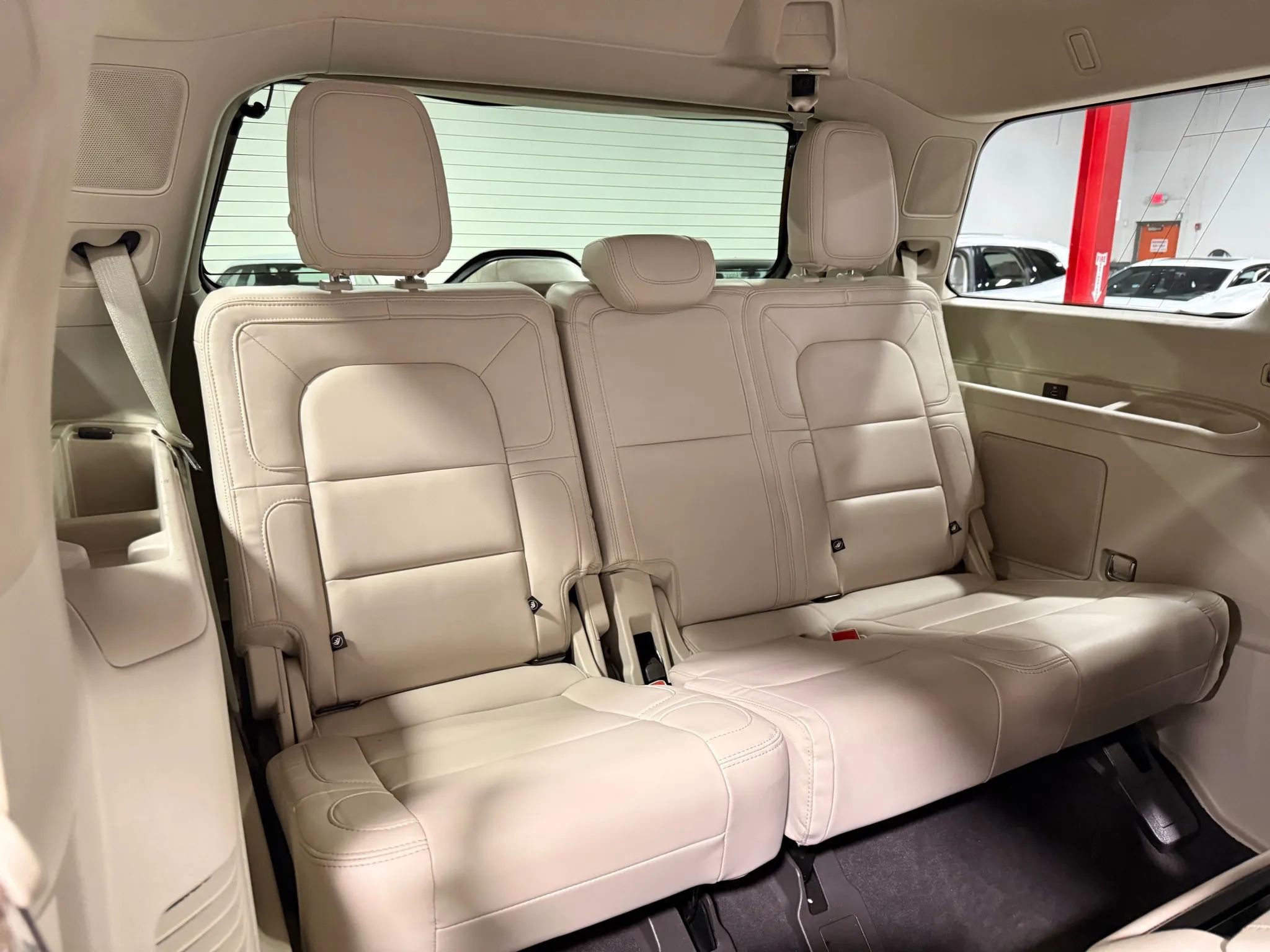 Used 2020 Lincoln Navigator Reserve w/ Luxury Package image 68