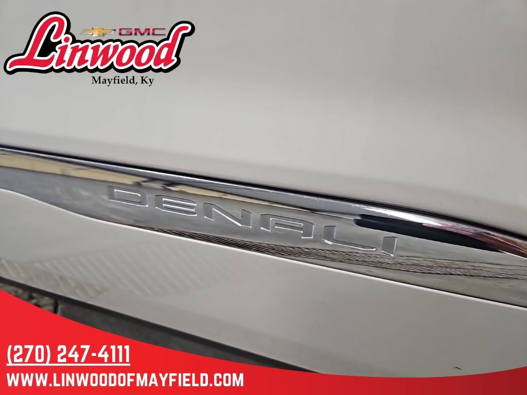 Used 2021 GMC Acadia Denali w/ Denali Ultimate Package image 10