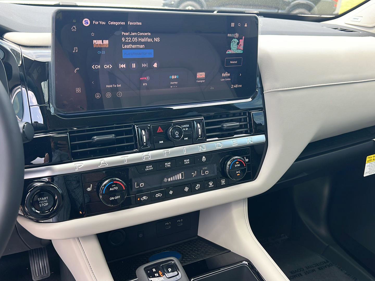 New 2026 Nissan Pathfinder SL w/ SL Premium Package image 26