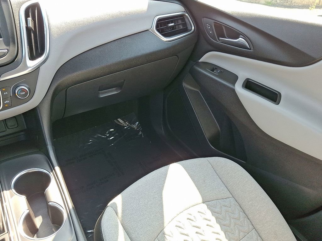 Used 2024 Chevrolet Equinox LS w/ LPO, Floor Liner Package image 17