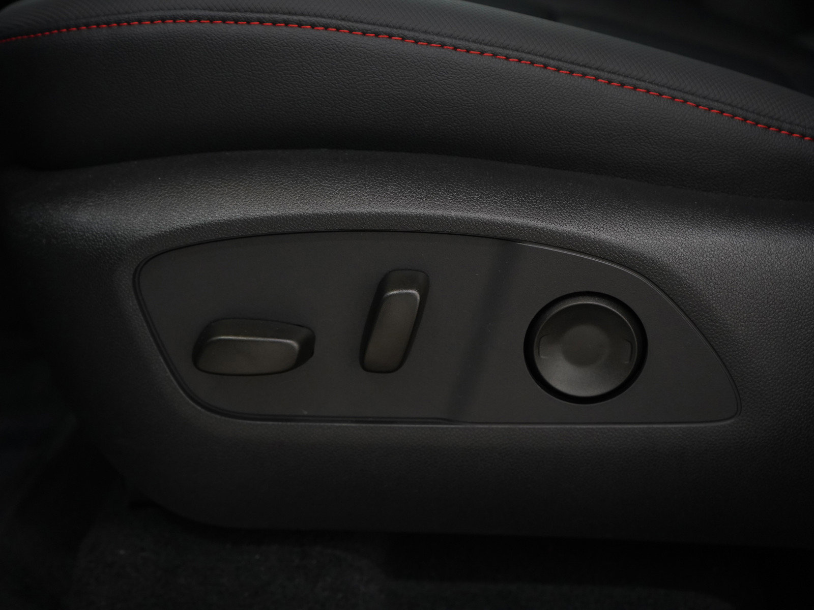 Used 2026 Chevrolet Traverse Z71 w/ Driver Confidence Package image 32