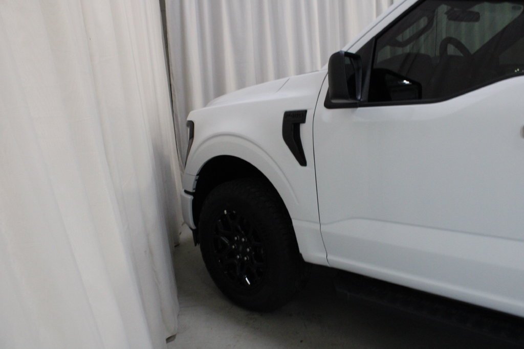 New 2026 Ford F150 XLT w/ XLT Black Appearance Package AWD/4WD image 28