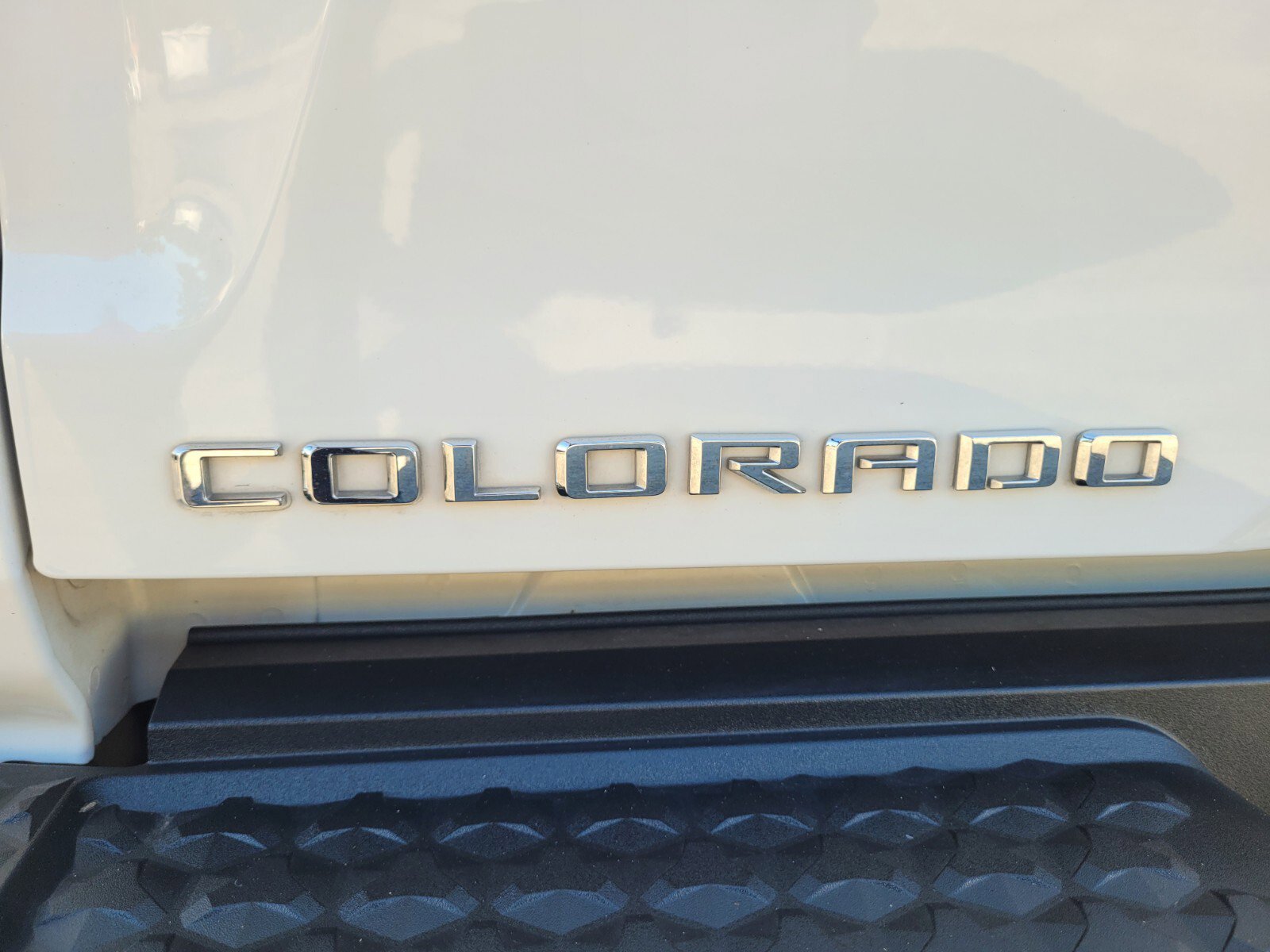 Used 2023 Chevrolet Colorado LT w/ LT Convenience Package II image 15