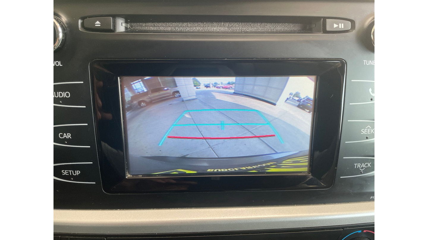 Certified 2017 Toyota Highlander LE AWD/4WD image 9