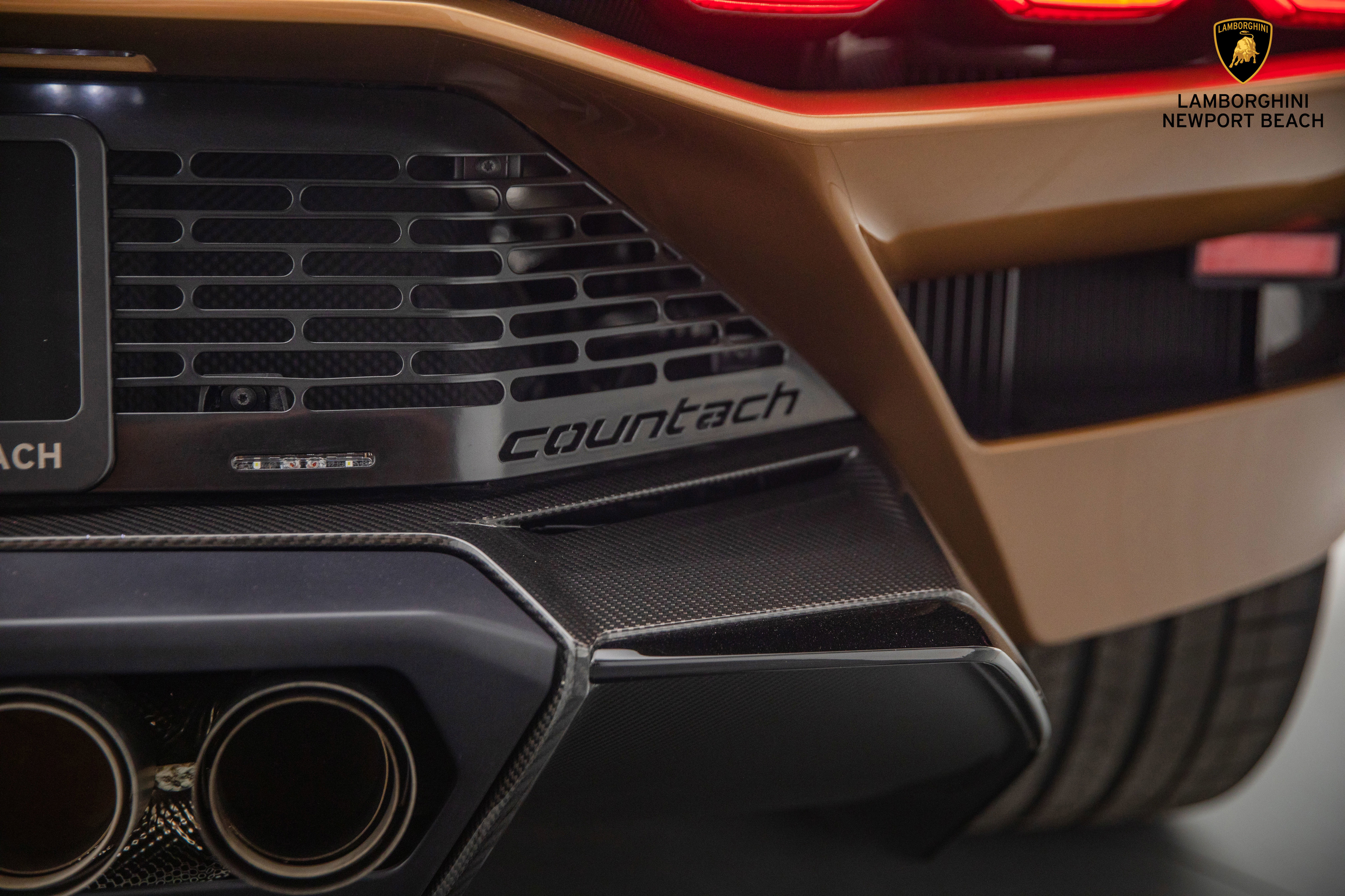 Used 2022 Lamborghini Aventador Countach image 17