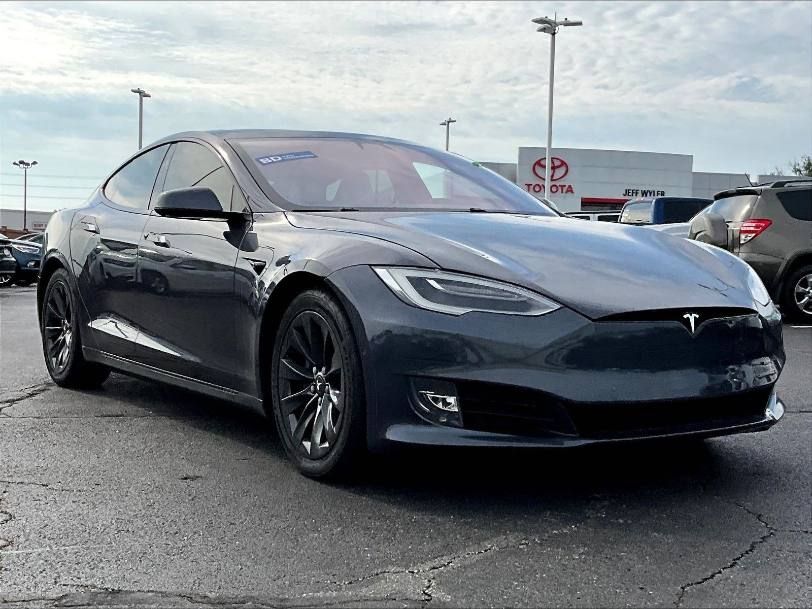 Used 2018 Tesla Model S 100D AWD/4WD image 3