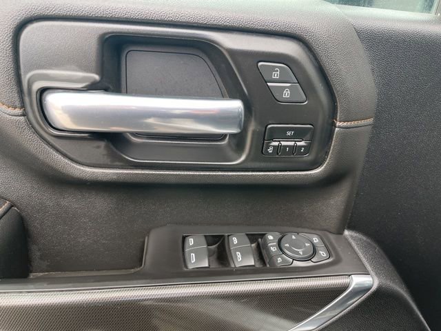 Used 2021 GMC Sierra 2500 AT4 image 15