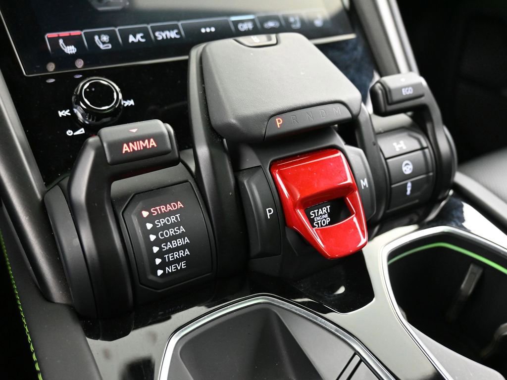 Used 2024 Lamborghini Urus S AWD/4WD image 23