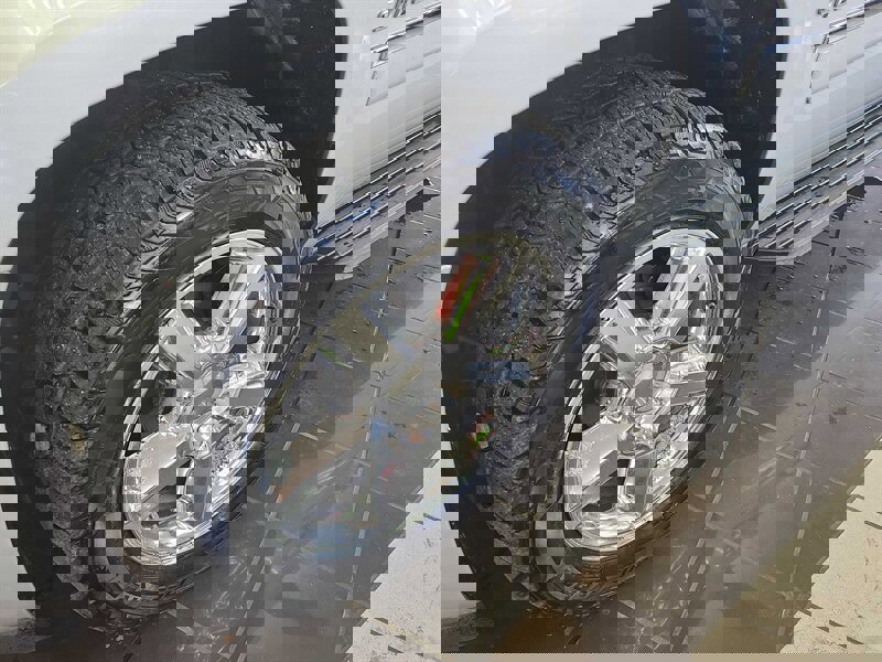 Used 2013 Chevrolet Suburban LTZ image 45