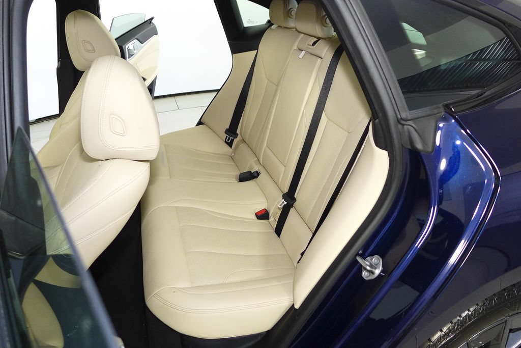 Used 2023 BMW i4 eDrive35 w/ Premium Package RWD image 21
