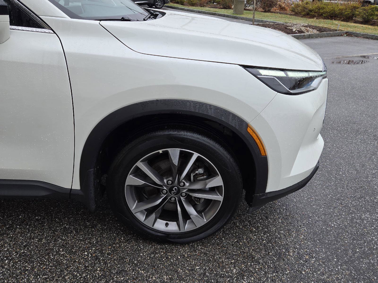 Certified 2025 INFINITI QX60 Luxe w/ Vision Package image 15