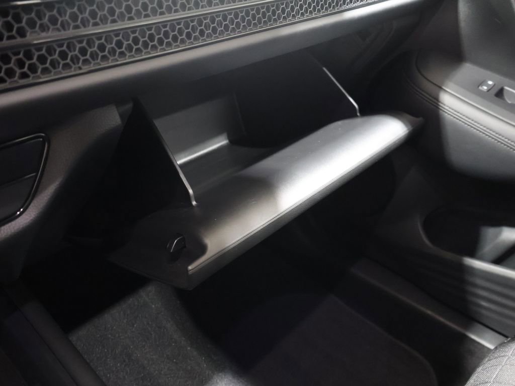 Used 2024 Honda HR-V LX image 33