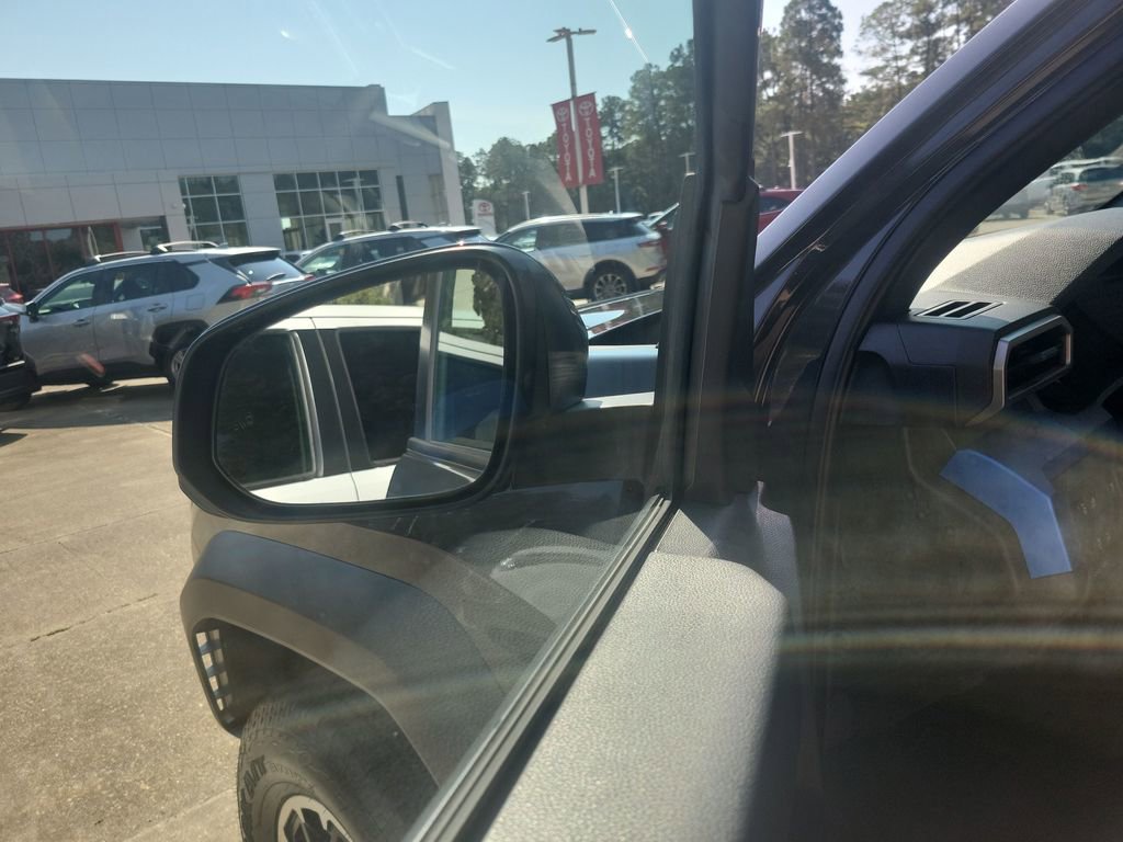 Certified 2025 Toyota Tacoma TRD Off-Road image 11