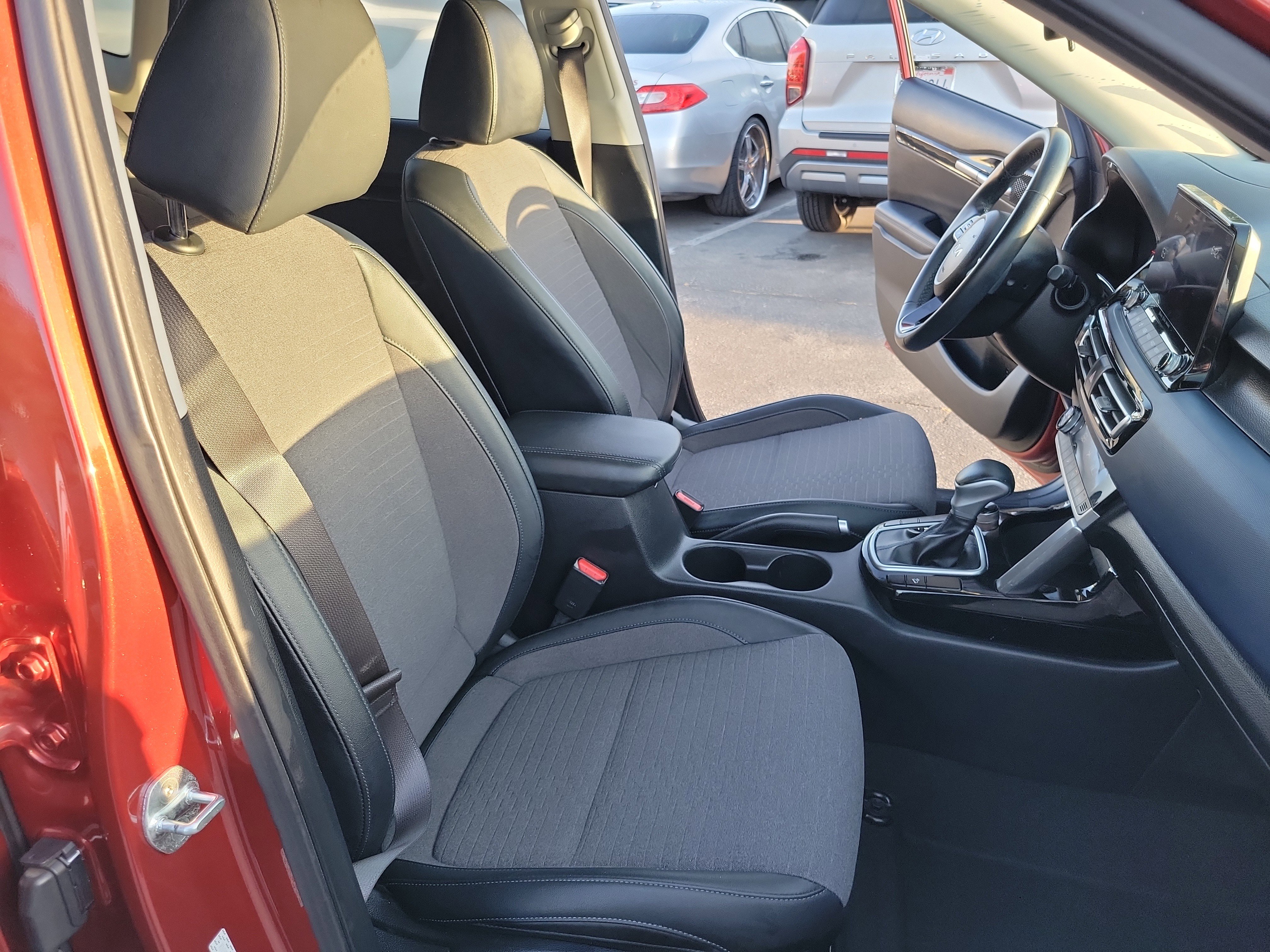 Used 2022 Kia Seltos S FWD image 18