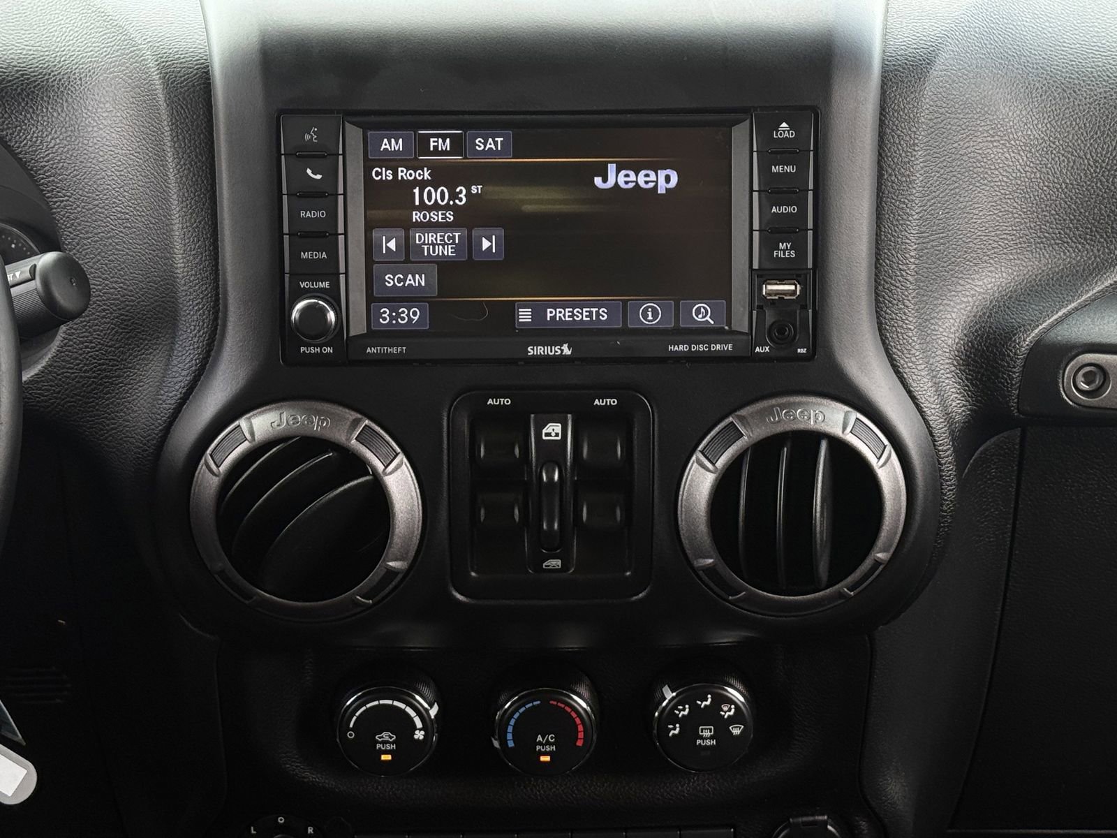 Used 2018 Jeep Wrangler Unlimited Sport S image 18