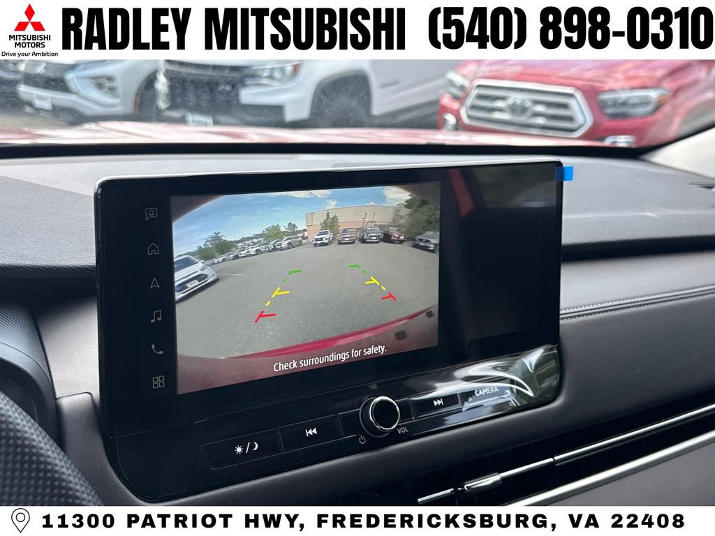 New 2026 Mitsubishi Outlander ES image 9