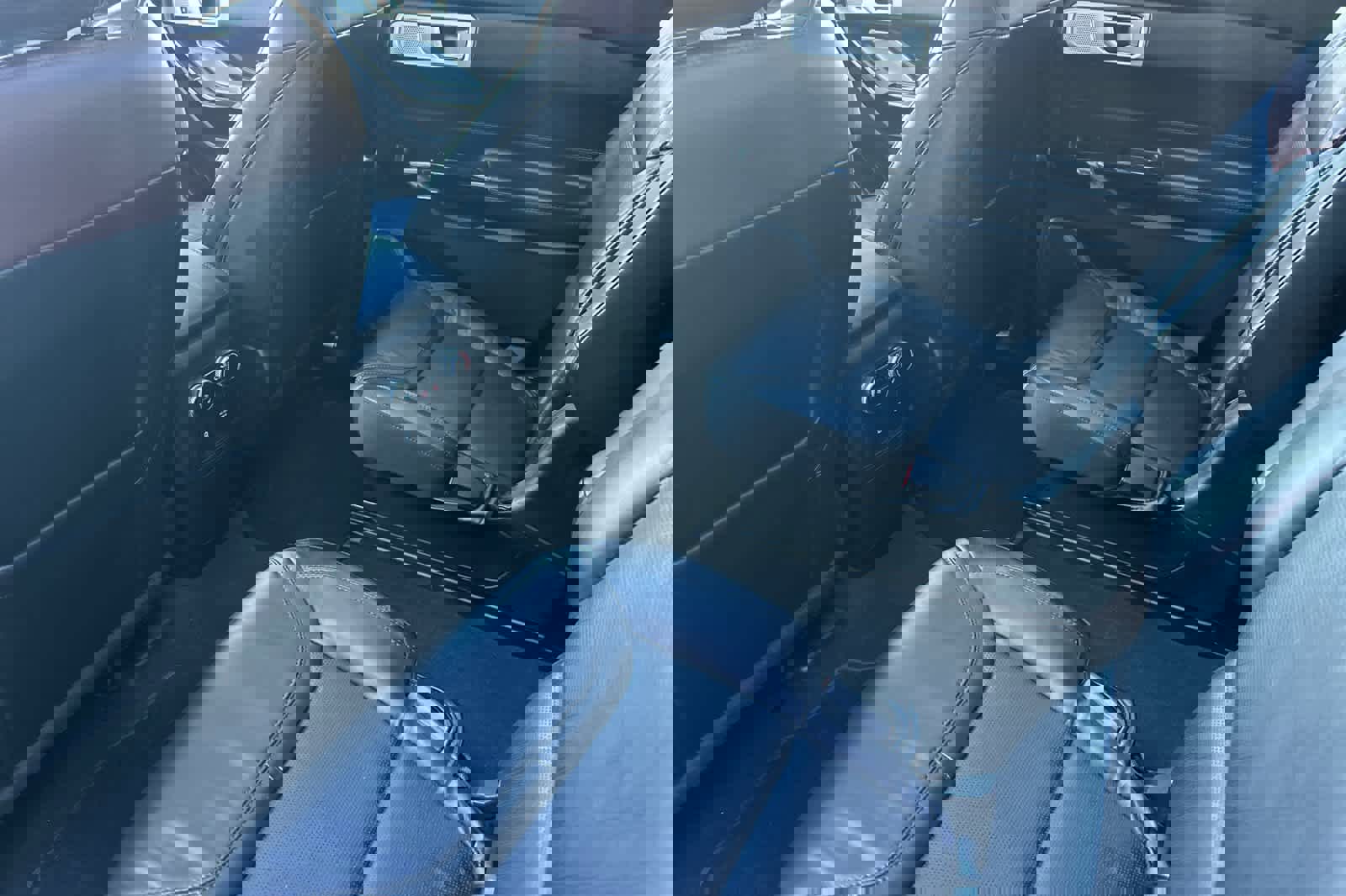 Certified 2023 Ford Explorer Platinum w/ Technology Package image 4