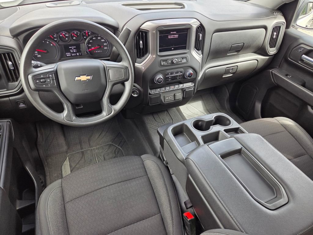Used 2024 Chevrolet Silverado 1500 Custom RWD image 10