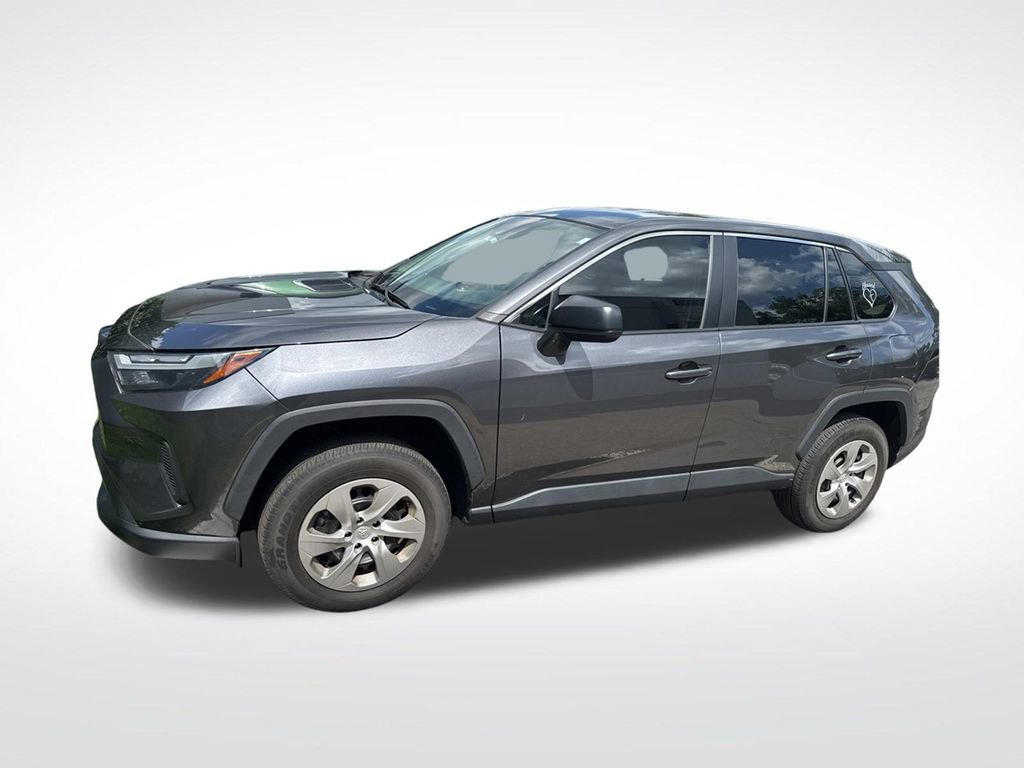 Used 2024 Toyota RAV4 LE FWD video 3