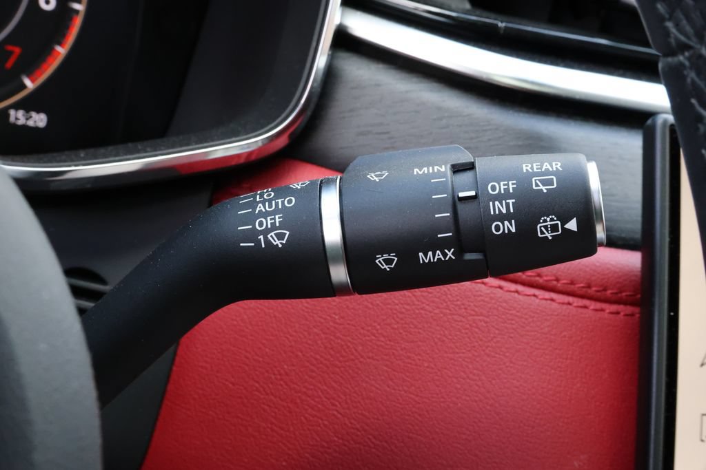 Certified 2026 Jaguar F-PACE R-Dynamic S AWD/4WD image 23