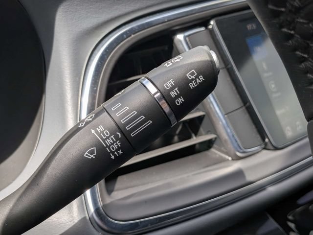 Used 2023 Buick Enclave Essence w/ Sport Touring Edition FWD image 27