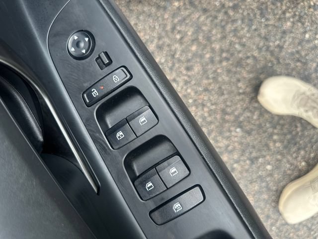 Used 2025 Hyundai Elantra N FWD image 26