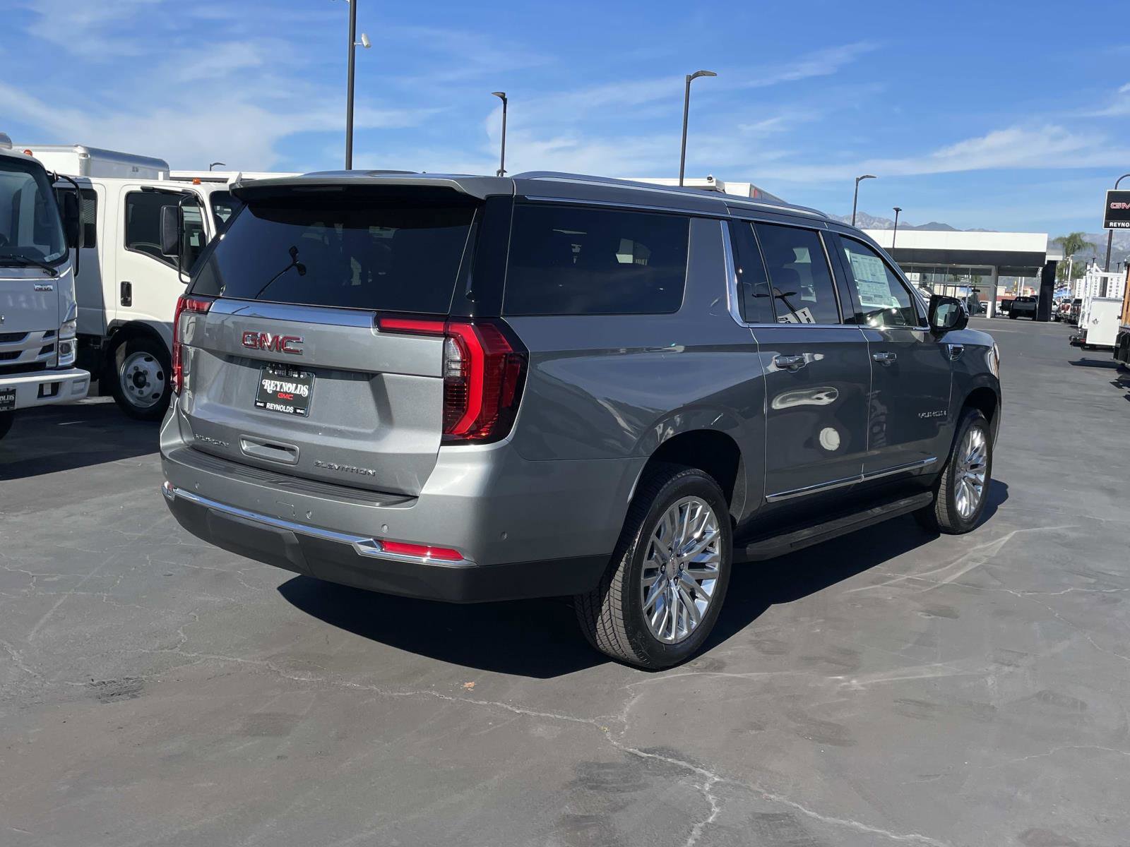 New 2026 GMC Yukon XL Elevation w/ Elevation Premium Package image 5