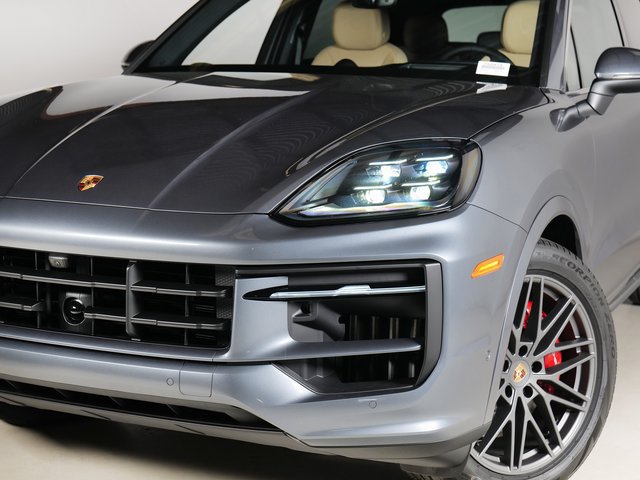 New 2026 Porsche Cayenne S AWD/4WD image 29